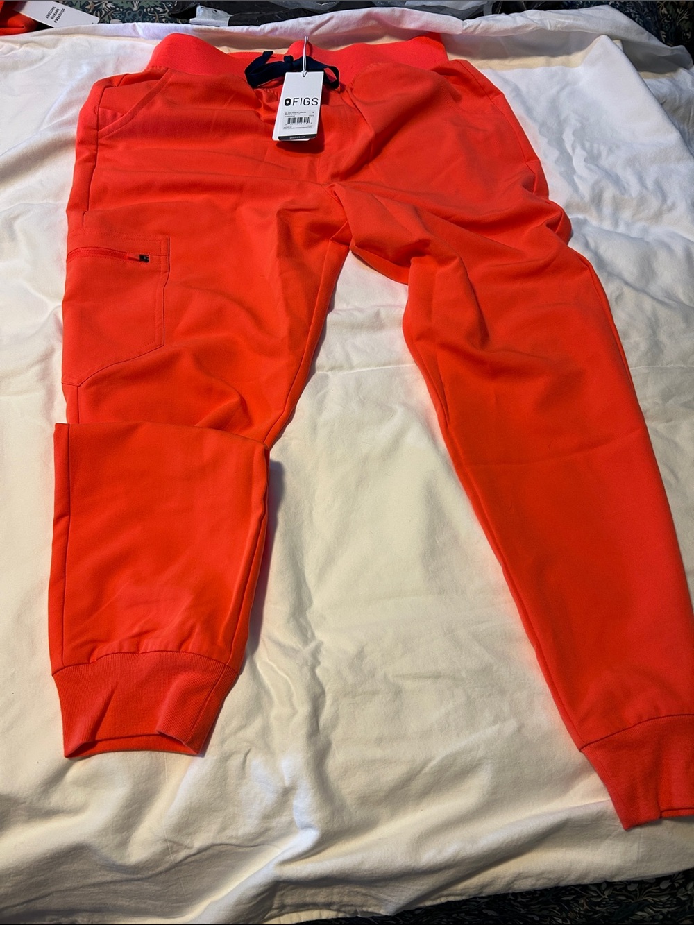 Figs Women’s High Waisted Zamora Petite Jogger Pants-Bright Orange NWT